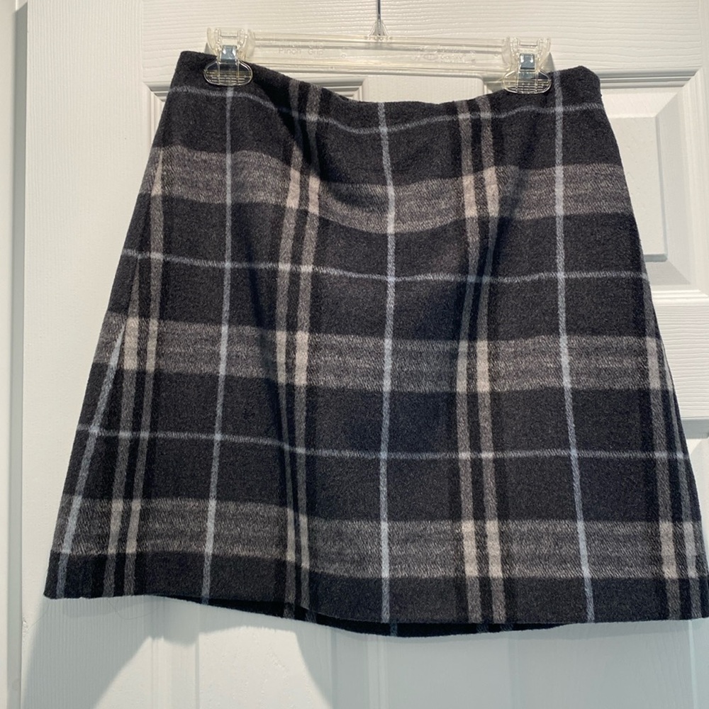 Brand new loft skirt